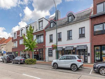 Duplex appartement met groot terras en parking