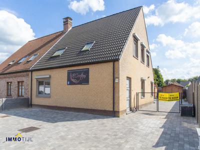 Knappe HOB met 4 slaapkamers te Berlare!