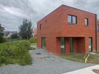 Nieuwbouwwoning met tuin en 3 slaapkamers te Herzele