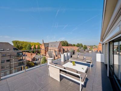 Penthouse (218m²) met uitzonderlijk terras (245m²)