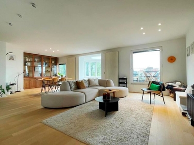 Exclusieve duplex penthouse met 3 terrassen.