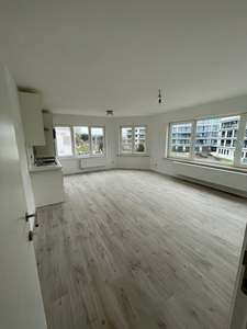 Ruim ongemeubeld appartement op wandelafstand van strand