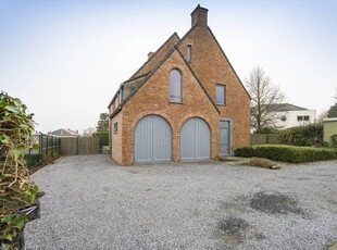 Moderne villa met drie slaapkamers te huur in Marke