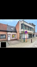 Woning te Huur met parking in Aalst!