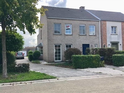 Halfopen bebouwing met 3 slaapkamers