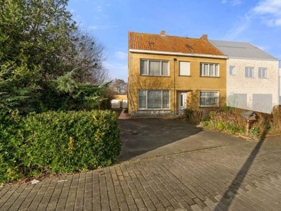 Brugsesteenweg 111, 8460 Roksem, Oudenburg