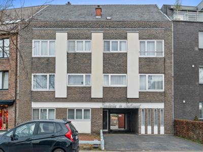 Gelijkvloers eenslaapkamerappartement te koop in Kermt!