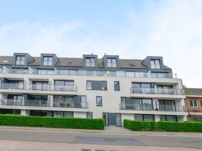 Instapklaar duplex appartement met 2 slaapkamers en garageb