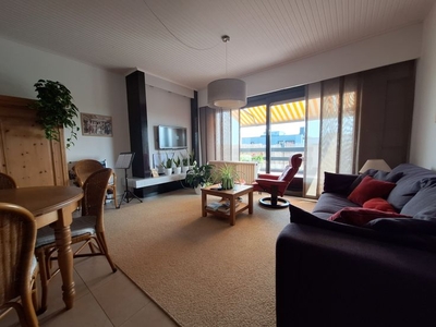 Penthouse met 1 grote slpk, 2 terrassen, kelder & garage