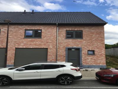 Energiezuinige driegevelwoning, nieuwbouw