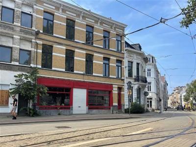 Hip duplexappartement met 2 slaapkamers