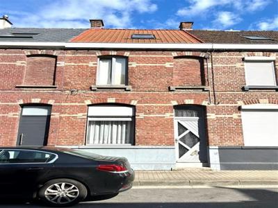 KNUSSE INSTAPKLARE WONING met 3 SLK en KOER.