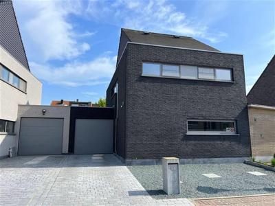 LUXE NIEUWBOUW - CENTRUM - 3 SLPKS - TUIN - GARAGE - ZOLDER