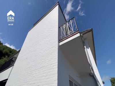 PRACHTIG APPARTEMENT MET 2 SLAAPKAMERS AAN DE RAND VAN DE MA