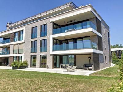 Uniek appartement met panoramisch uitzicht over de golf