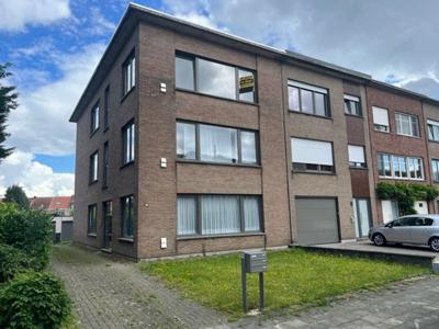 Volledig vernieuwd appartement in rustige buurt bij centrum