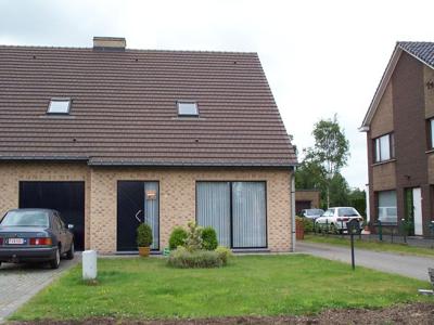 Woning 3 slaapkamers, afz. garage