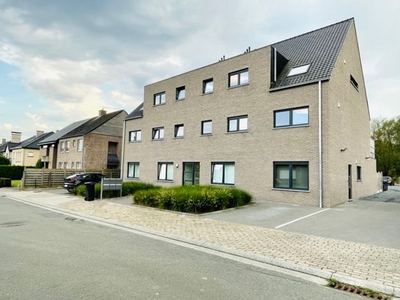 Te huur: Gelijkvloers appartement in groen kader te Hillegem