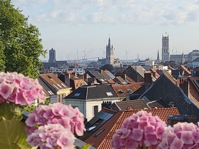 Unieke penthouse met panoramische dakterrassen