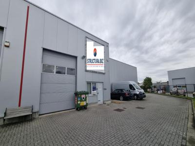 KMO unit met klein kantoor van 250m² te koop