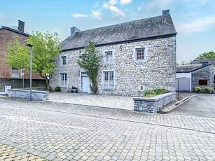 Superbe maison 5 chambres avec piscine - Melreux