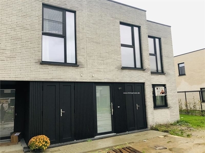 Nieuwbouw huis te huur in Deinze