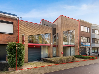 Polyvalente commerciële ruimte (621m²) biedt tal van mogelijkheden op toplocatie!