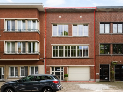 Riante woning met mogelijkheden op toplocatie te Wilrijk!