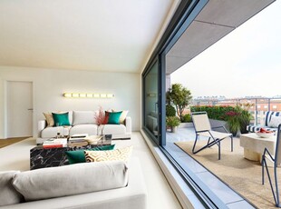 MARCEL THIRY: New 3 bedroom penthouse with large terraces