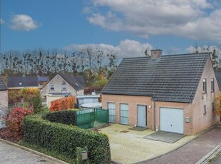 Recente en energiezuinige woning met 3 slaapkamers & garage