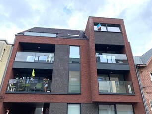 Dakappartement over volledige verdieping in prachtige reside