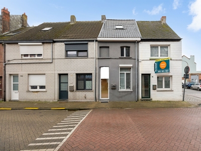 Gerenoveerde woning met drie slaapkamers en tuin