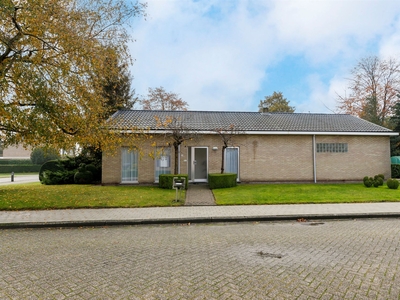 Rustig gelegen laagbouwwoning te Stelen.