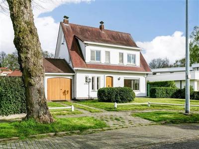 Edegem: te renoveren woning met groot potentieel