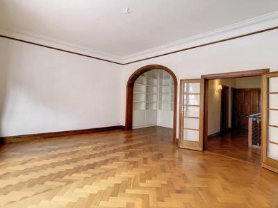 6-bedroom Art Deco house with garden - garage - Ixelles area