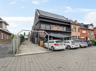 Charmant duplex-appartement met twee grote terrassen