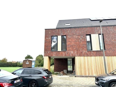 Instapklare nieuwbouwwoning in doodlopende straat