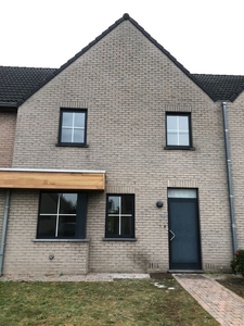 INSTAPKLARE VERNIEUWBOUWWONING RUMBEKE - 875€