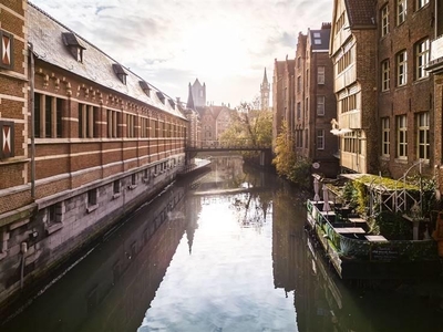 Prachtige herenwoning in de Burgstraat te Gent