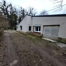 Bungalow situé au calme proche du centre de Wanze