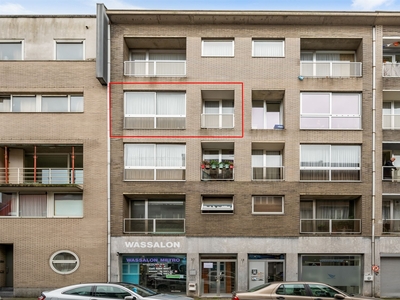 Drie slaapkamer appartement 101m² met terras te koop!