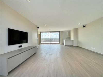 In het CENTRUM gelegen TOFFE RECENTE PENTHOUSE met 2 TERRASS