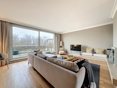 Schitterend gemeubeld penthouse + panoramisch terras