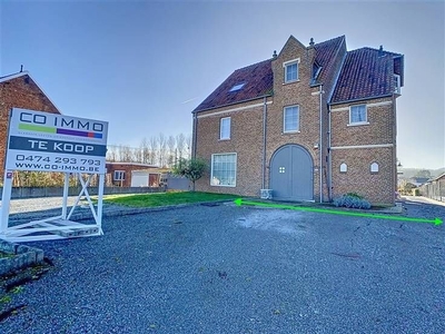 Instapklare woning, 3 slpks, 2 bdks, garage, tuin, opp 6a 30