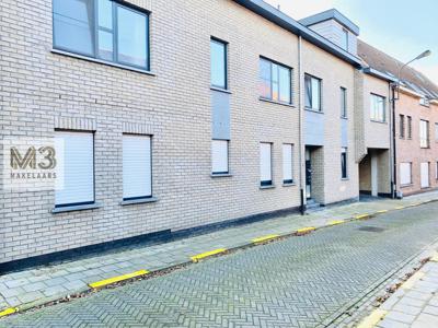 Leuk appartement met 2 slaapkamers, zonneterras en garagebox