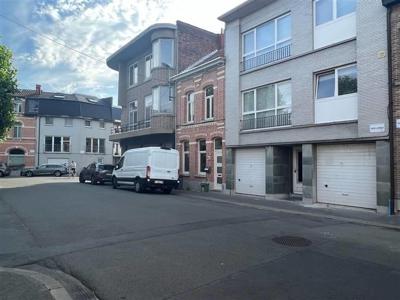 Grote opslagruimte/garagebox in centrum Sint-Niklaas