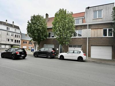 KNUS COMPLEET GERENOVEERD APPARTEMENT