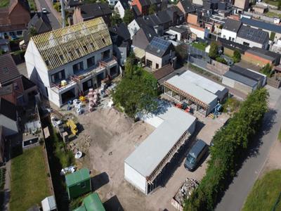 Ruime duplex met terras en gemeenschappelijke tuin