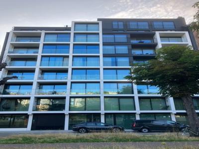 Ruime nieuwbouwparkeerplaats te koop aan Gent Zuid.