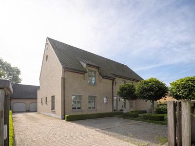 Landelijke luxueuze woning in Wachtebeke.